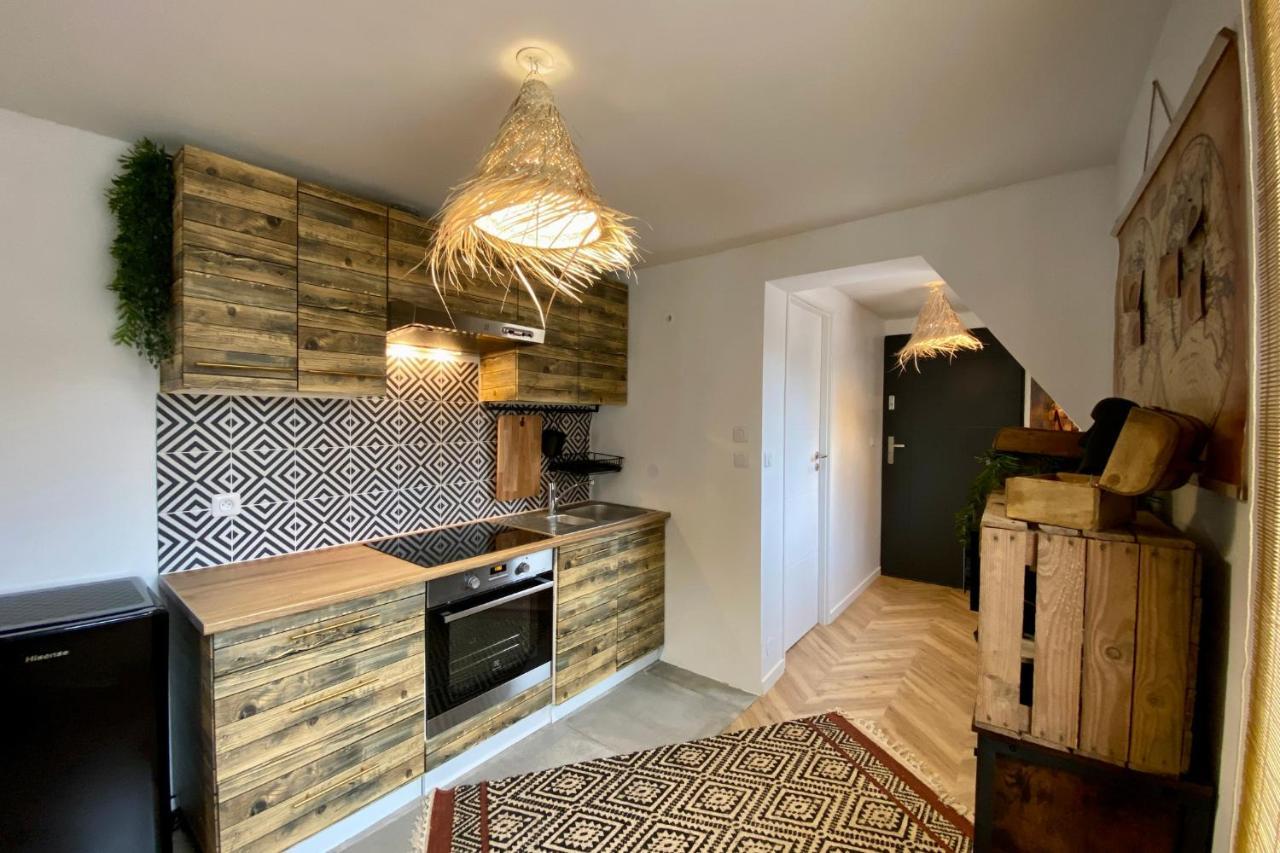 L'Expedition - Best Keys - Experience Unique - Deco Immersive - Lit Queen Size & Canape Convertible - Centre Ville - Netflix & Wifi Illimite - Check-In Autonome - Parking Gratuit Villeneuve-sur-Yonne Exterior photo